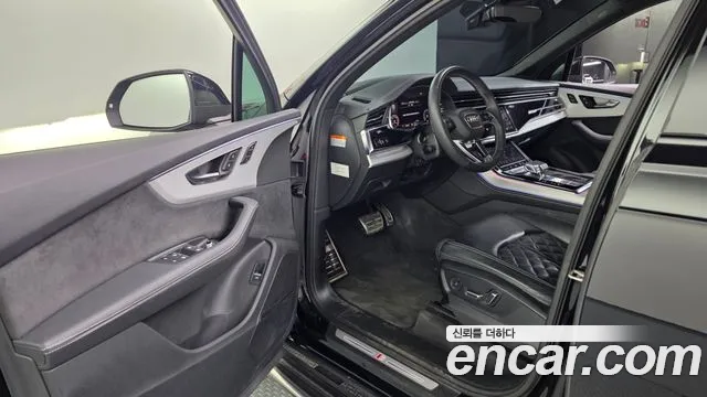 Audi Q7 2023 thumb 10