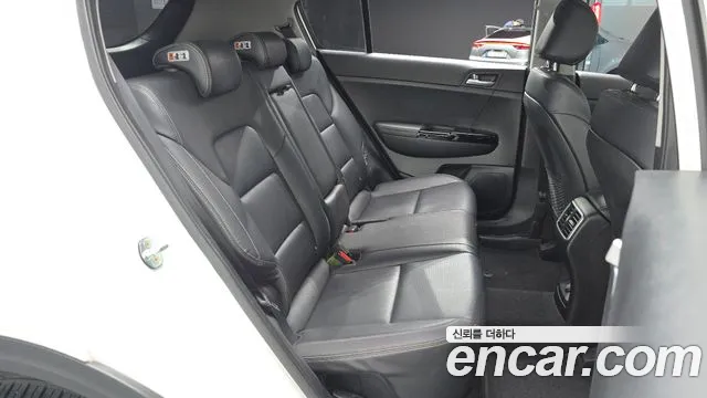 Kia Sportage 2016 thumb 10