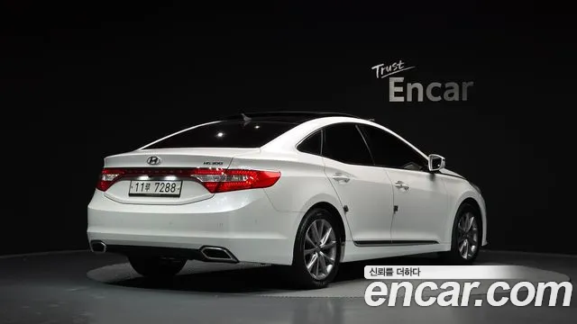 Hyundai Grandeur 2015 thumb 2