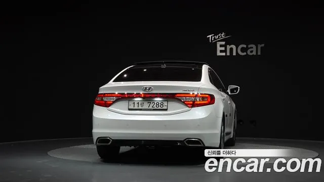 Hyundai Grandeur 2015 thumb 4
