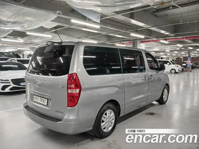 Hyundai Starex 2017 thumb 3