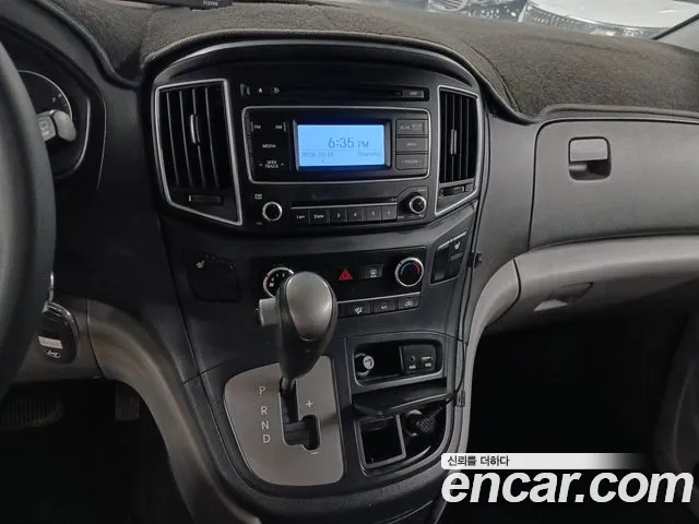 Hyundai Starex 2017 thumb 9