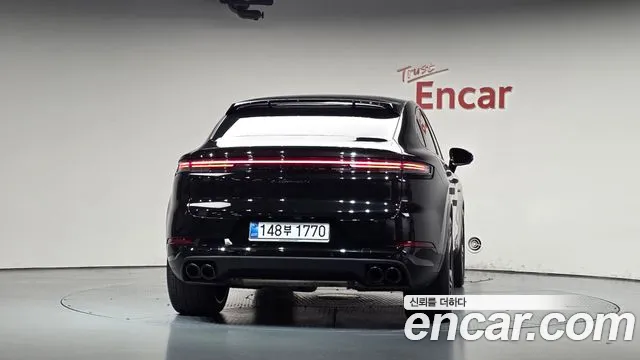 Porsche Cayenne 2025 thumb 3