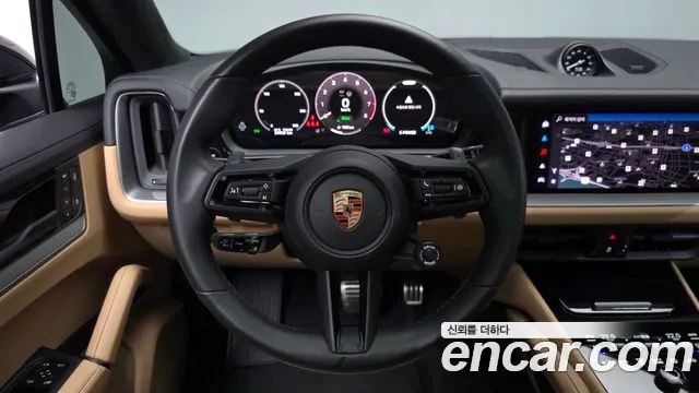 Porsche Cayenne 2025 thumb 12