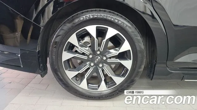Kia Carnival 2023 thumb 5