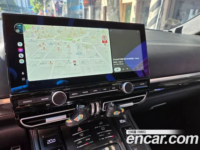 Porsche Cayenne 2016 thumb 6