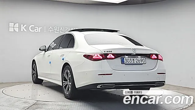 Mercedes-Benz E-Класс 2025 thumb 2