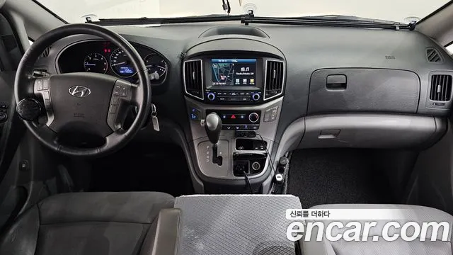 Hyundai Starex 2017 thumb 7
