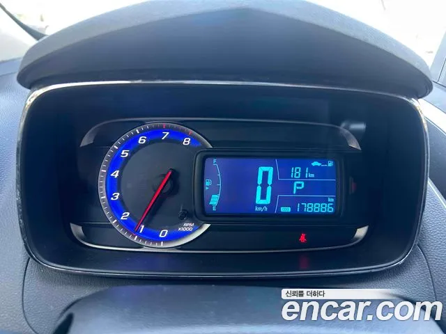 ChevroletGMDaewoo Tracker 2014 thumb 9