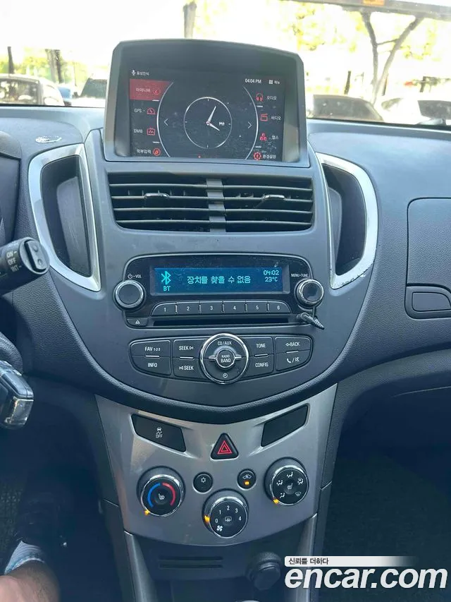 ChevroletGMDaewoo Tracker 2014 thumb 10