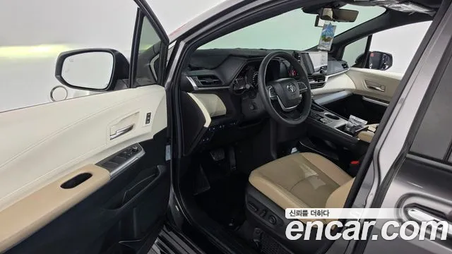 Toyota Sienna 2024 thumb 10