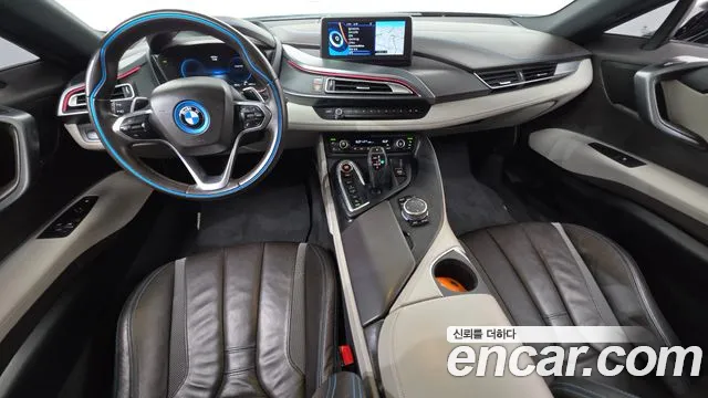 BMW i8 2015 thumb 7