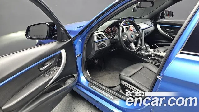 BMW 3-Series 2016 thumb 10