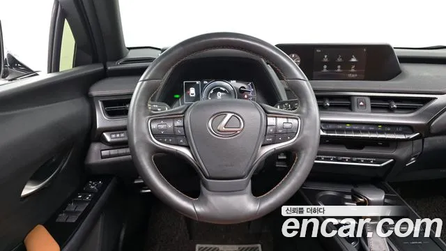 Lexus UX 2019 thumb 12