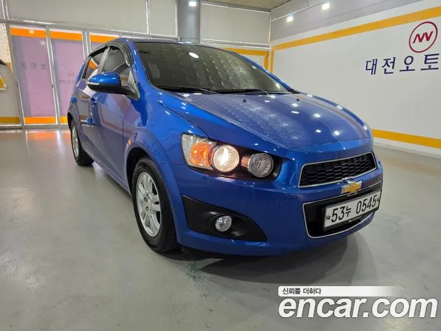 ChevroletGMDaewoo Aveo 2015 thumb 7