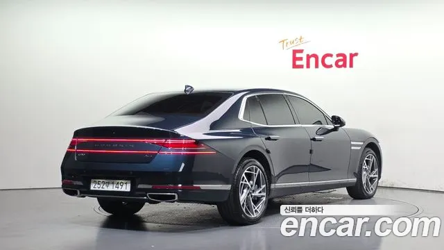 Genesis G90 2022 thumb 2