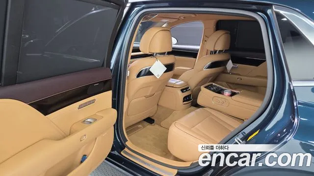 Genesis G90 2022 thumb 11