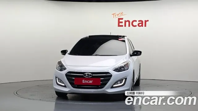 Hyundai i30 2015 thumb 3