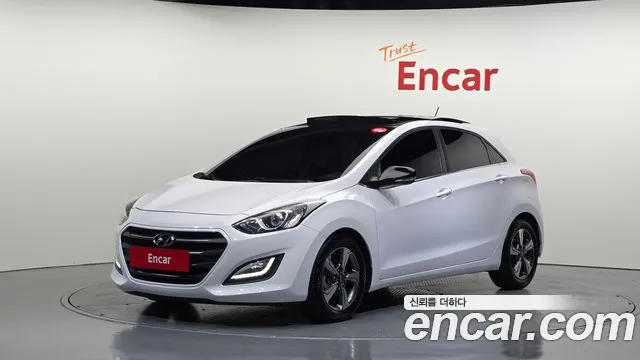 Hyundai i30 2015 thumb 11