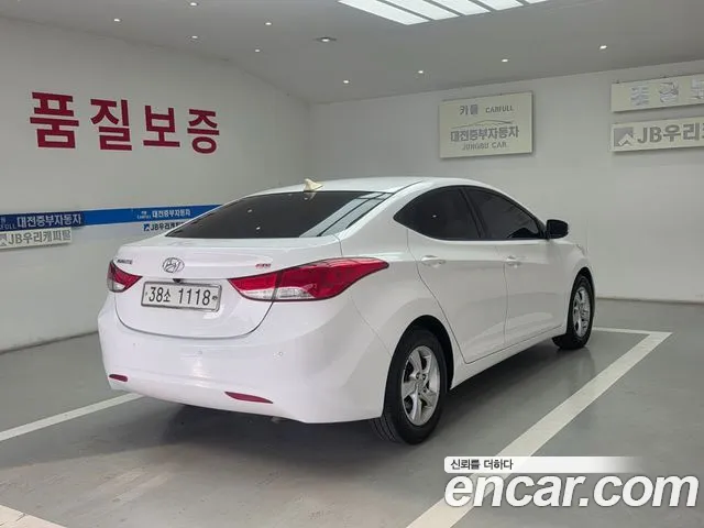 Hyundai Avante 2013 thumb 2