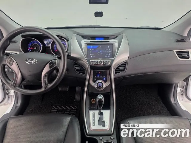 Hyundai Avante 2013 thumb 7