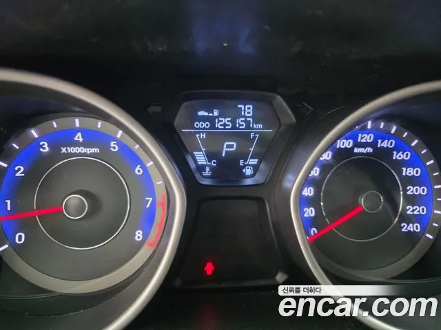 Hyundai Avante 2013 thumb 8
