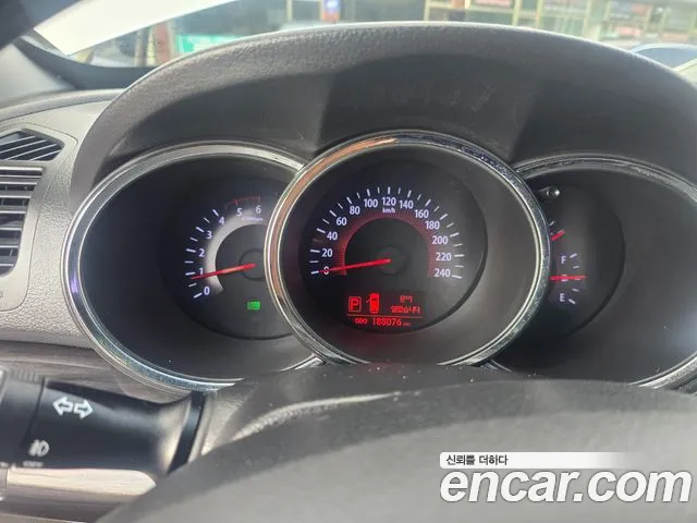Kia Sorento 2012 thumb 8