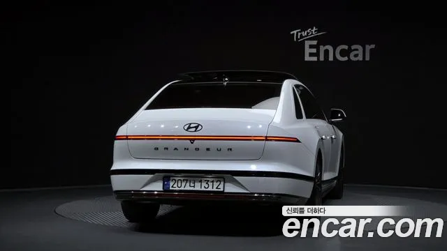 Hyundai Grandeur 2023 thumb 4