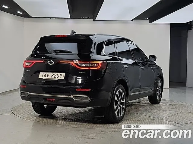 Renault-KoreaSamsung Koleos 2016 thumb 4