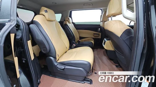 Kia Carnival 2022 thumb 11