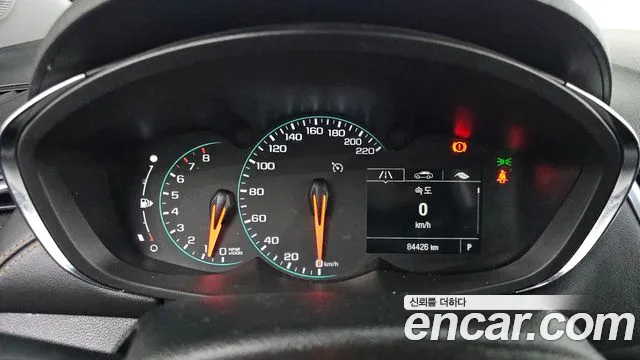 ChevroletGMDaewoo Tracker 2016 thumb 8
