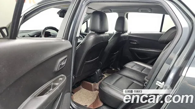 ChevroletGMDaewoo Tracker 2016 thumb 12