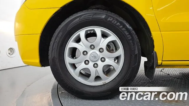 Hyundai Starex 2015 thumb 5