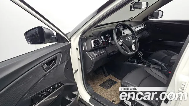 KG_Mobility_Ssangyong TIBOLI 2024 thumb 9