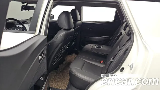 KG_Mobility_Ssangyong TIBOLI 2024 thumb 11