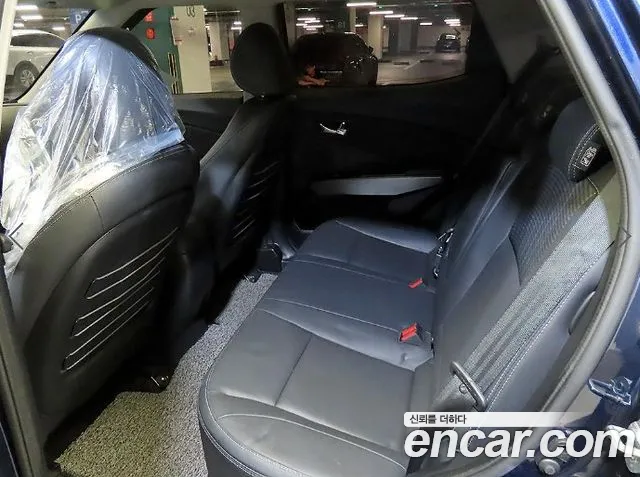 KG_Mobility_Ssangyong TIBOLI 2017 thumb 7