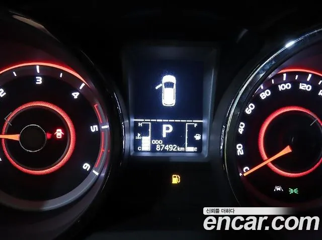 KG_Mobility_Ssangyong TIBOLI 2017 thumb 9