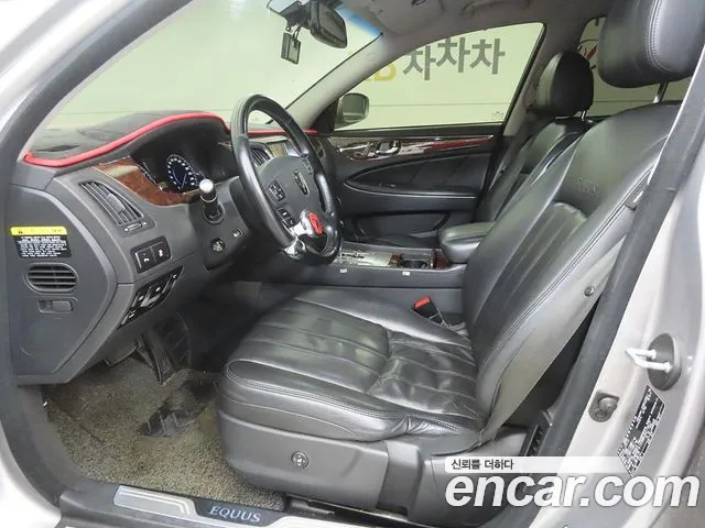 Hyundai Equus 2010 thumb 5