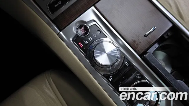 Jaguar XF 2014 thumb 9