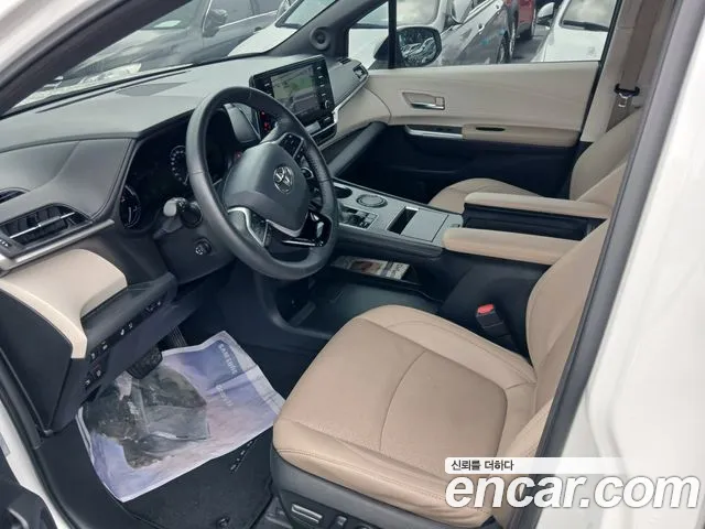 Toyota Sienna 2021 thumb 7