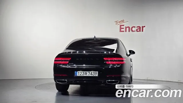 Genesis G80 2022 thumb 4