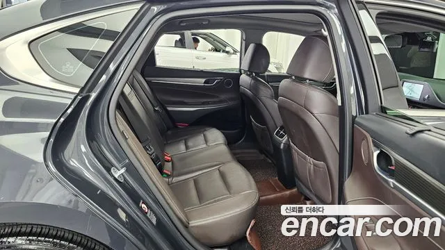Hyundai Grandeur 2018 thumb 11