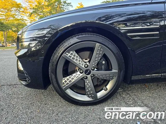 Genesis G80 2024 thumb 5
