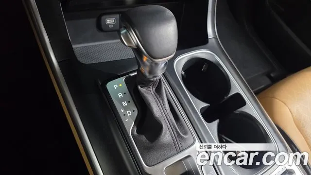 Kia Carnival 2022 thumb 9