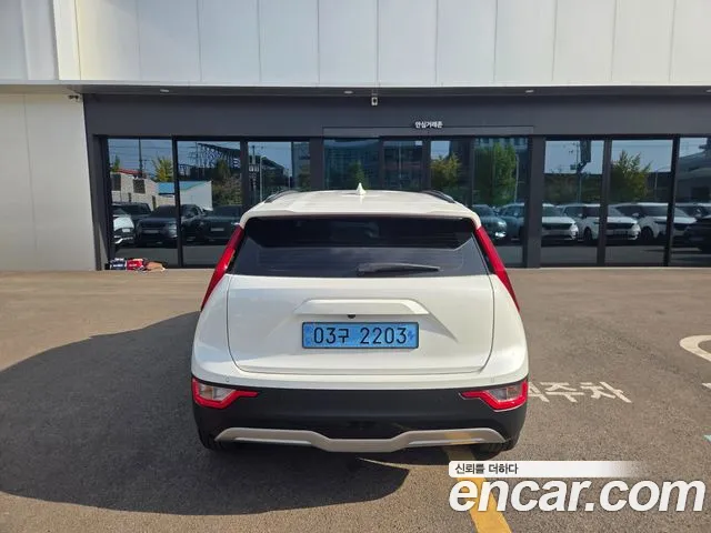 Kia Niro 2022 thumb 3