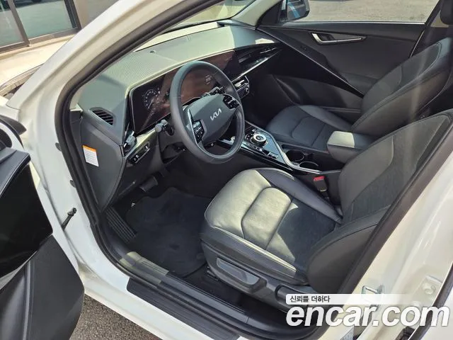Kia Niro 2022 thumb 10