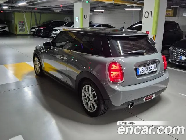 MINI Hatch 2017 thumb 2