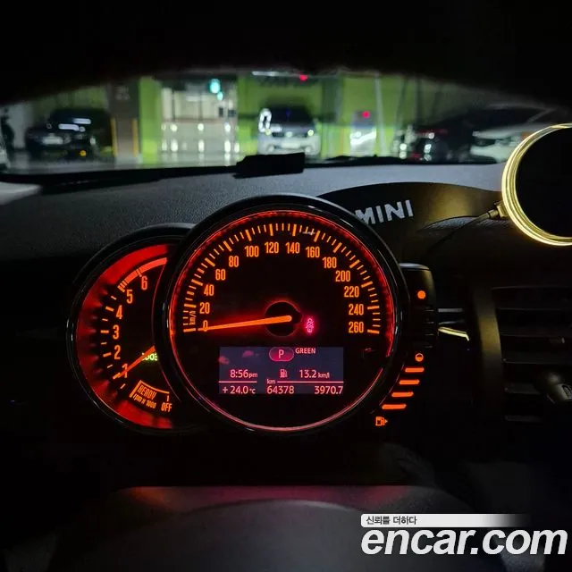 MINI Hatch 2017 thumb 8