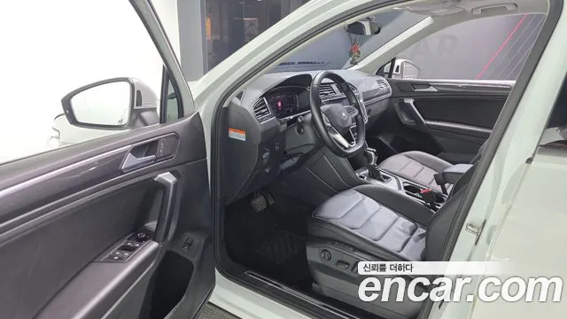 Volkswagen Tiguan 2023 thumb 10