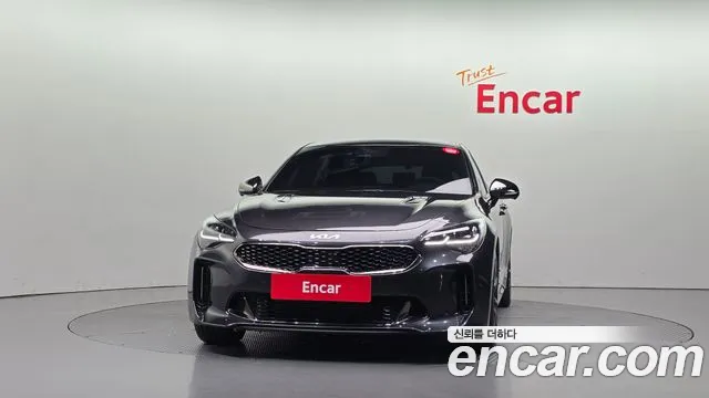 Kia Stinger 2022 thumb 3